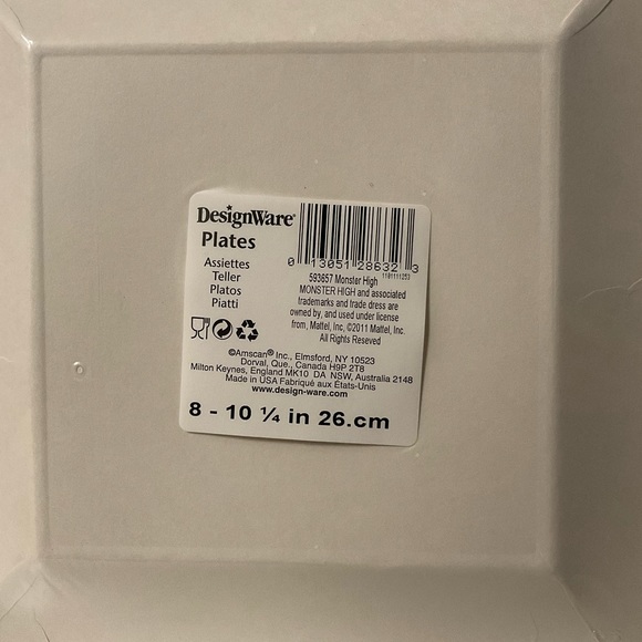 Monster High Square Plates 2011 Set of 2 Amscan Halloween Mattel Party Tableware - Picture 9 of 9